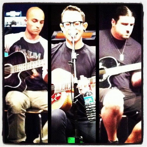Presentación acústica de Trivium &amp; Kyng en el Angel’s Rock Bar @ Power Plant Live